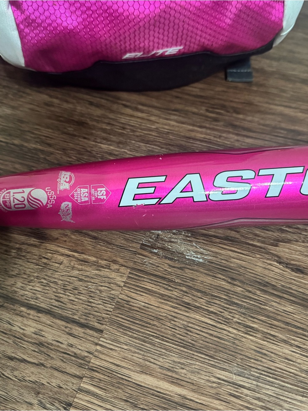 Easton Pink Softball TBall Helmet, Bat, Glove & Backpack Set - Picture 5 of 15